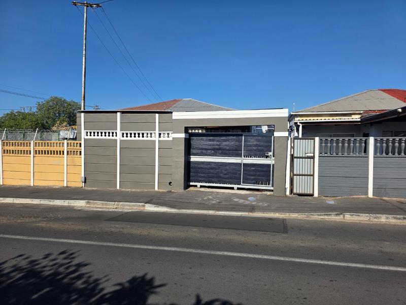 2 Bedroom Property for Sale in Parow Western Cape